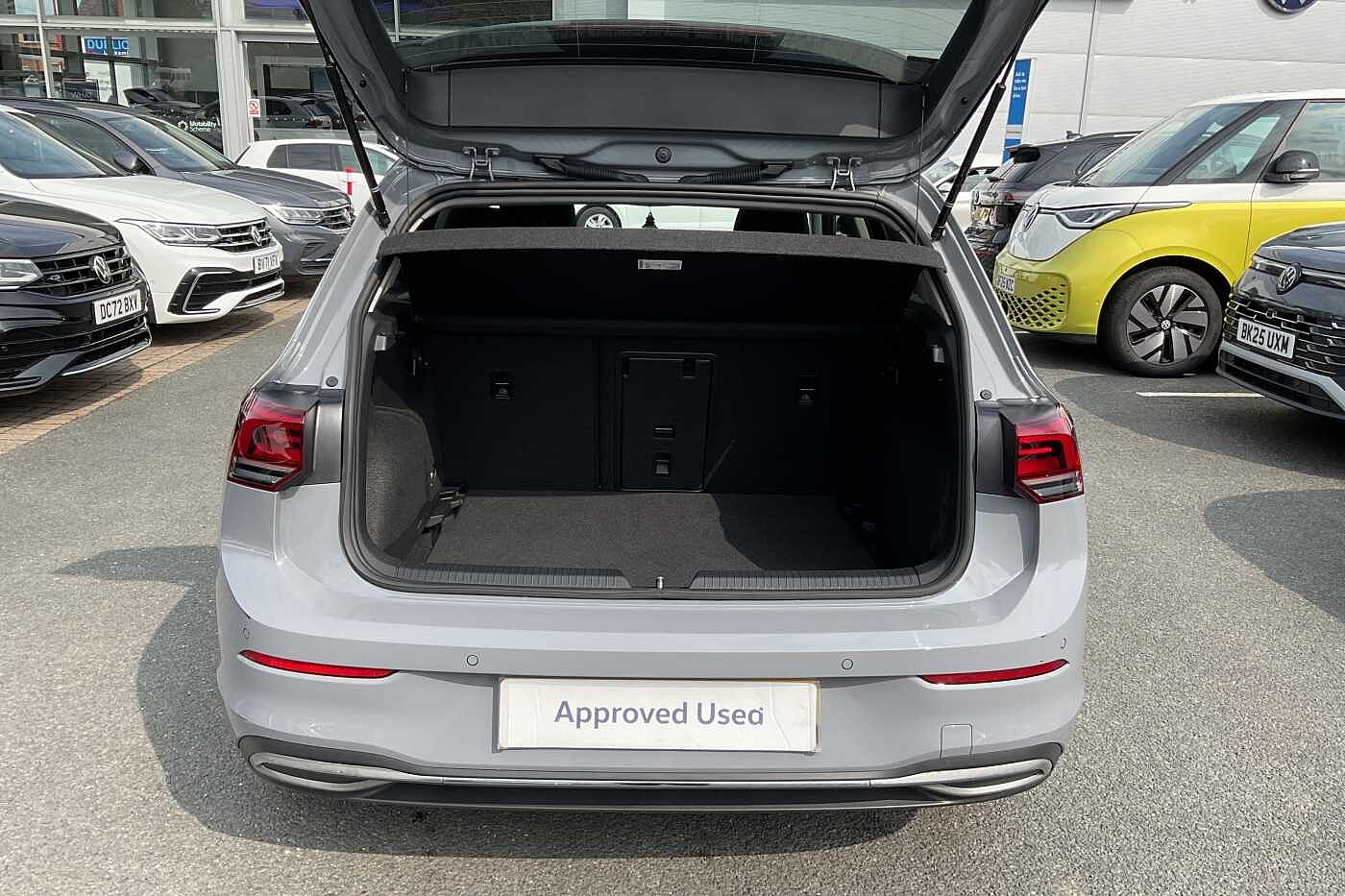Volkswagen Golf 1.5 TSI Style Edition 5dr