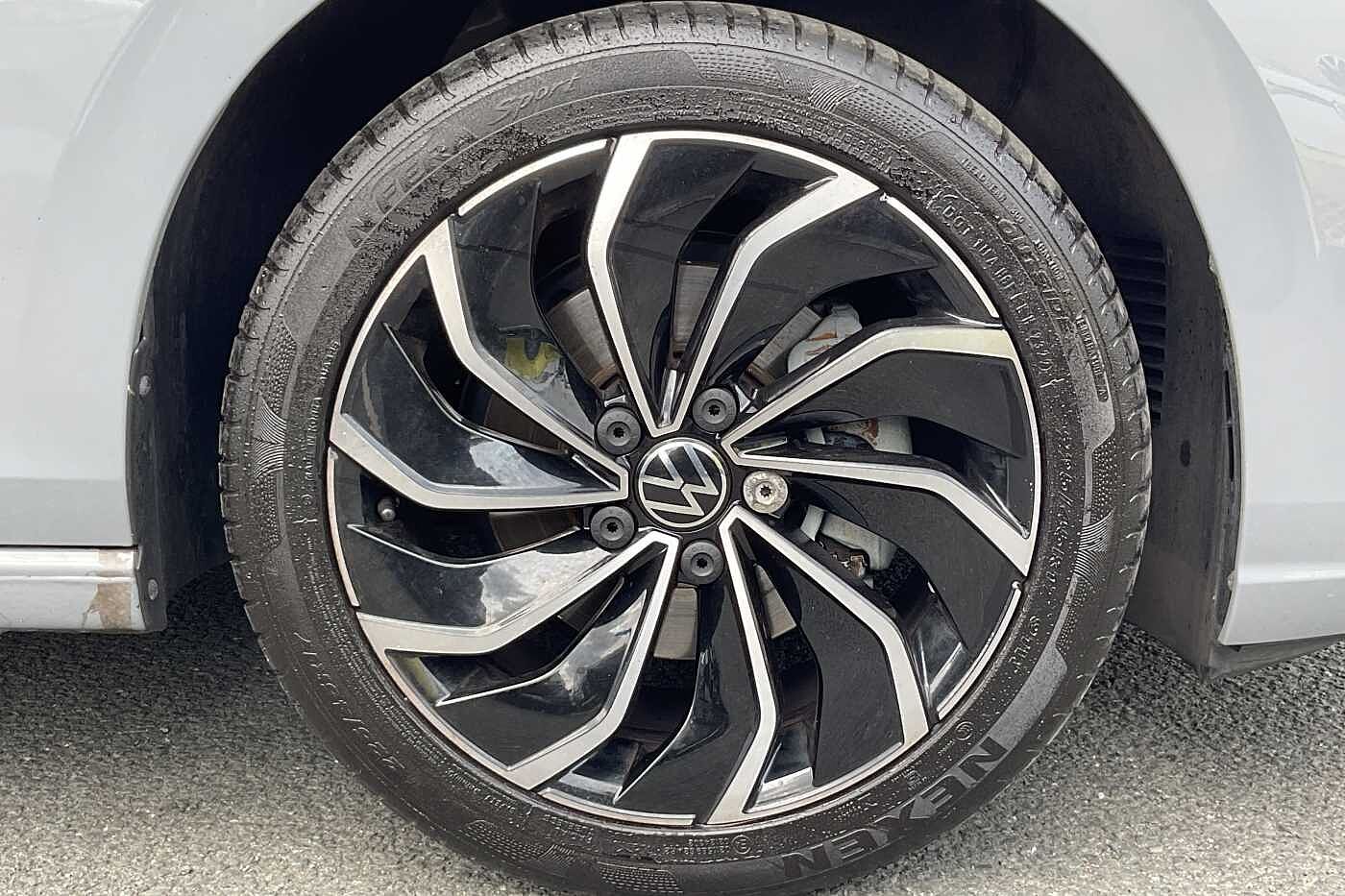 Volkswagen Golf 1.5 TSI Style Edition 5dr