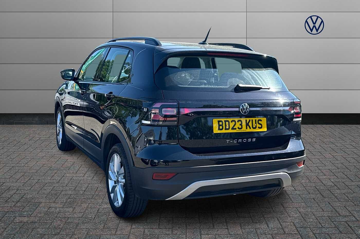 Volkswagen T-Cross 1.0 TSI (110ps) SE DSG Hatchback