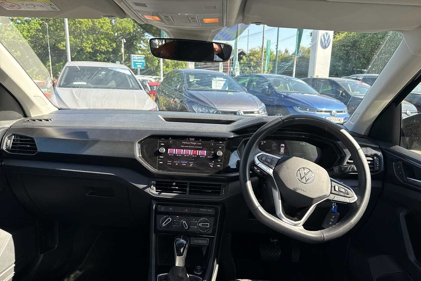 Volkswagen T-Cross 1.0 TSI (110ps) SE DSG Hatchback