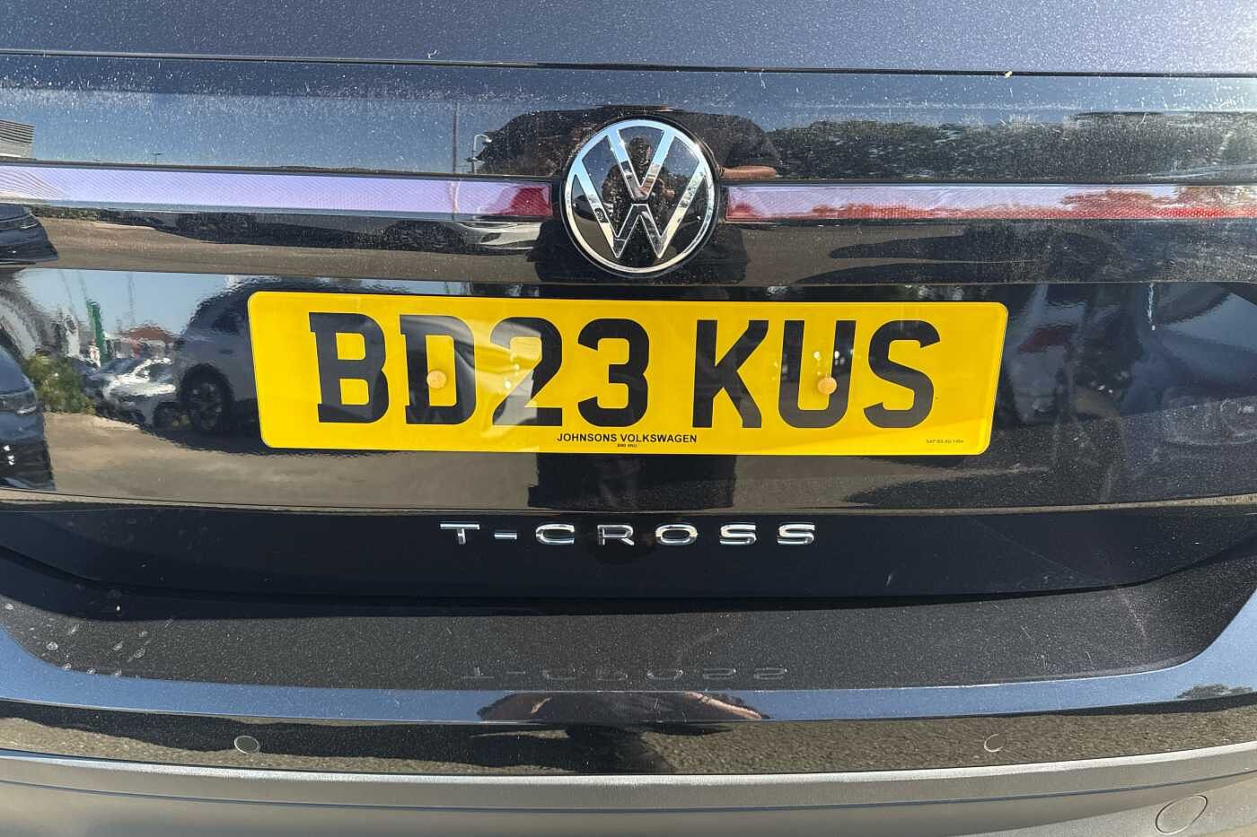 Volkswagen T-Cross 1.0 TSI (110ps) SE DSG Hatchback