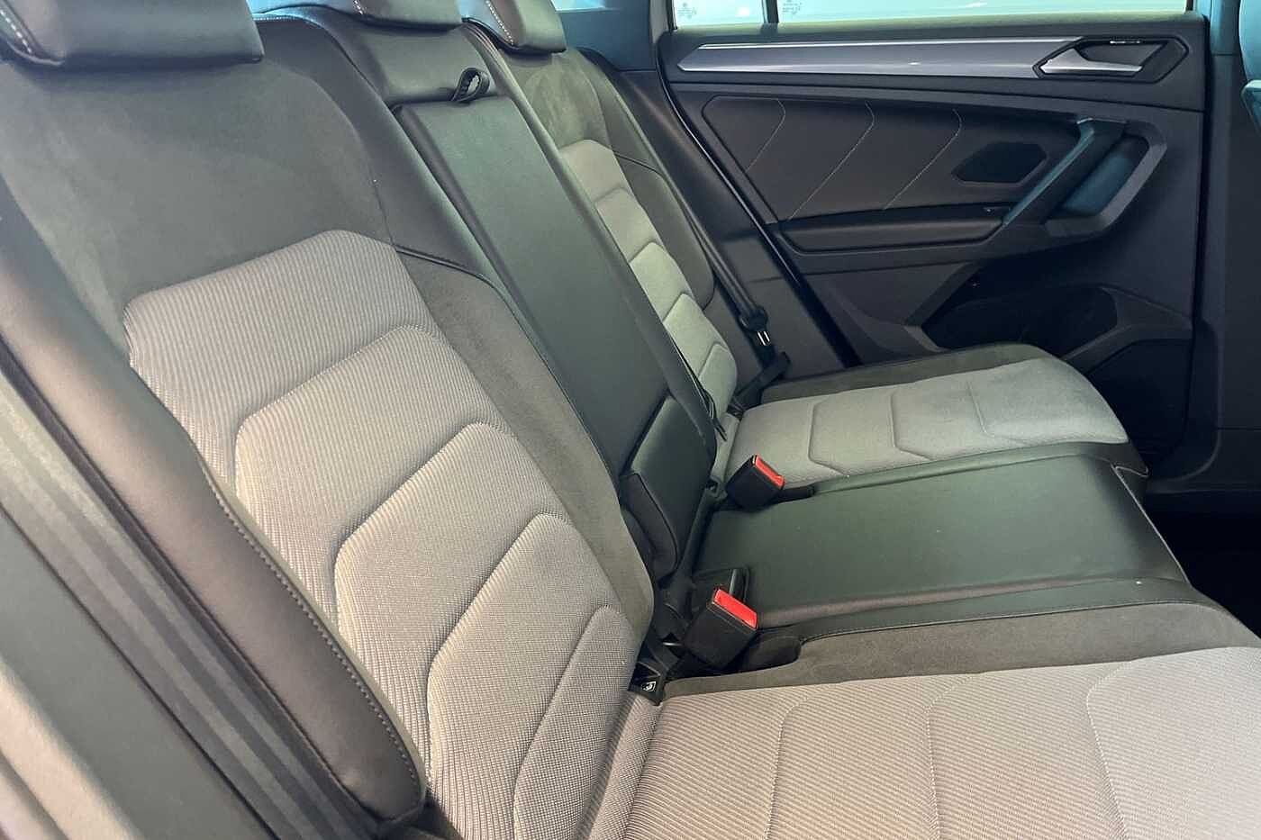 Volkswagen Tiguan 1.5 TSI EVO R-Line SUV 5dr Petrol DSG Euro 6 (s/s) (150 ps)