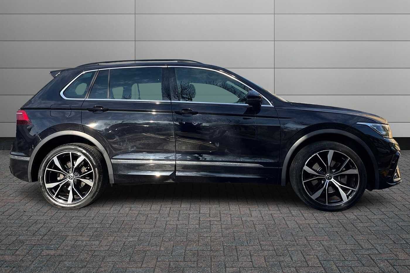Volkswagen Tiguan 1.4 TSI 13kWh R-Line SUV 5dr Petrol Plug-in Hybrid DSG Euro 6 (s/s) (245 ps)