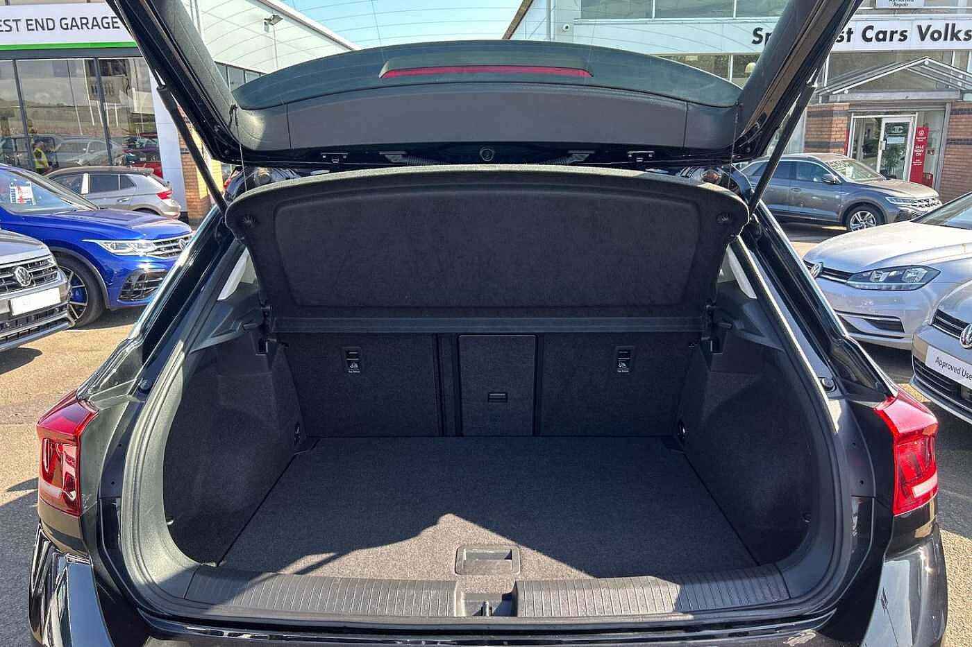Volkswagen T-ROC 1.0 TSI (110ps) Life