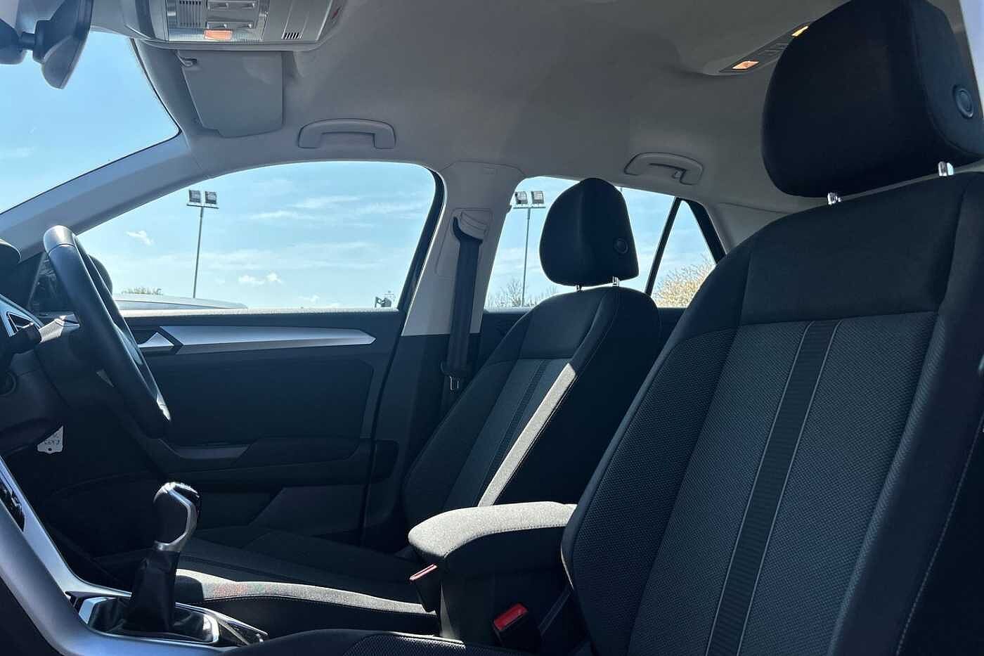 Volkswagen T-ROC 1.0 TSI (110ps) Life