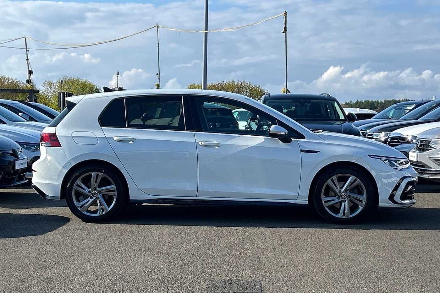 Volkswagen Golf MK8 Hatchback 5-Dr 1.5 TSI (130ps) R-Line EVO