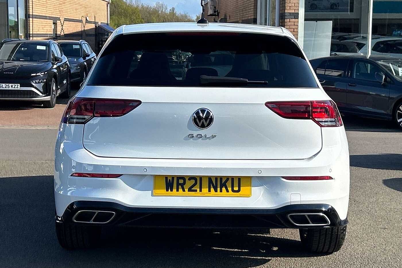 Volkswagen Golf MK8 Hatchback 5-Dr 1.5 TSI (130ps) R-Line EVO