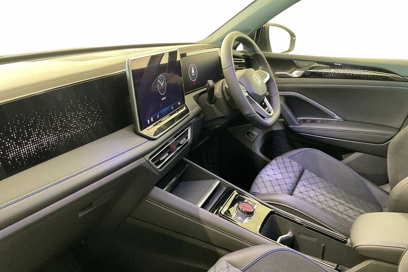 Volkswagen Tiguan 1.5 eTSI MHEV R-Line SUV 5dr Petrol Hybrid DSG Euro 6 (s/s) (150 ps)
