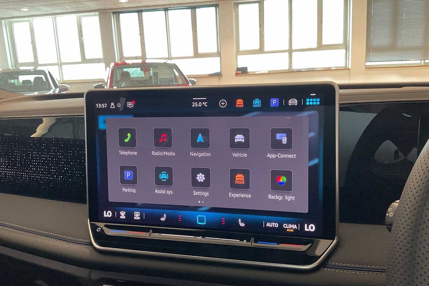 Volkswagen Tiguan 1.5 eTSI MHEV R-Line SUV 5dr Petrol Hybrid DSG Euro 6 (s/s) (150 ps)
