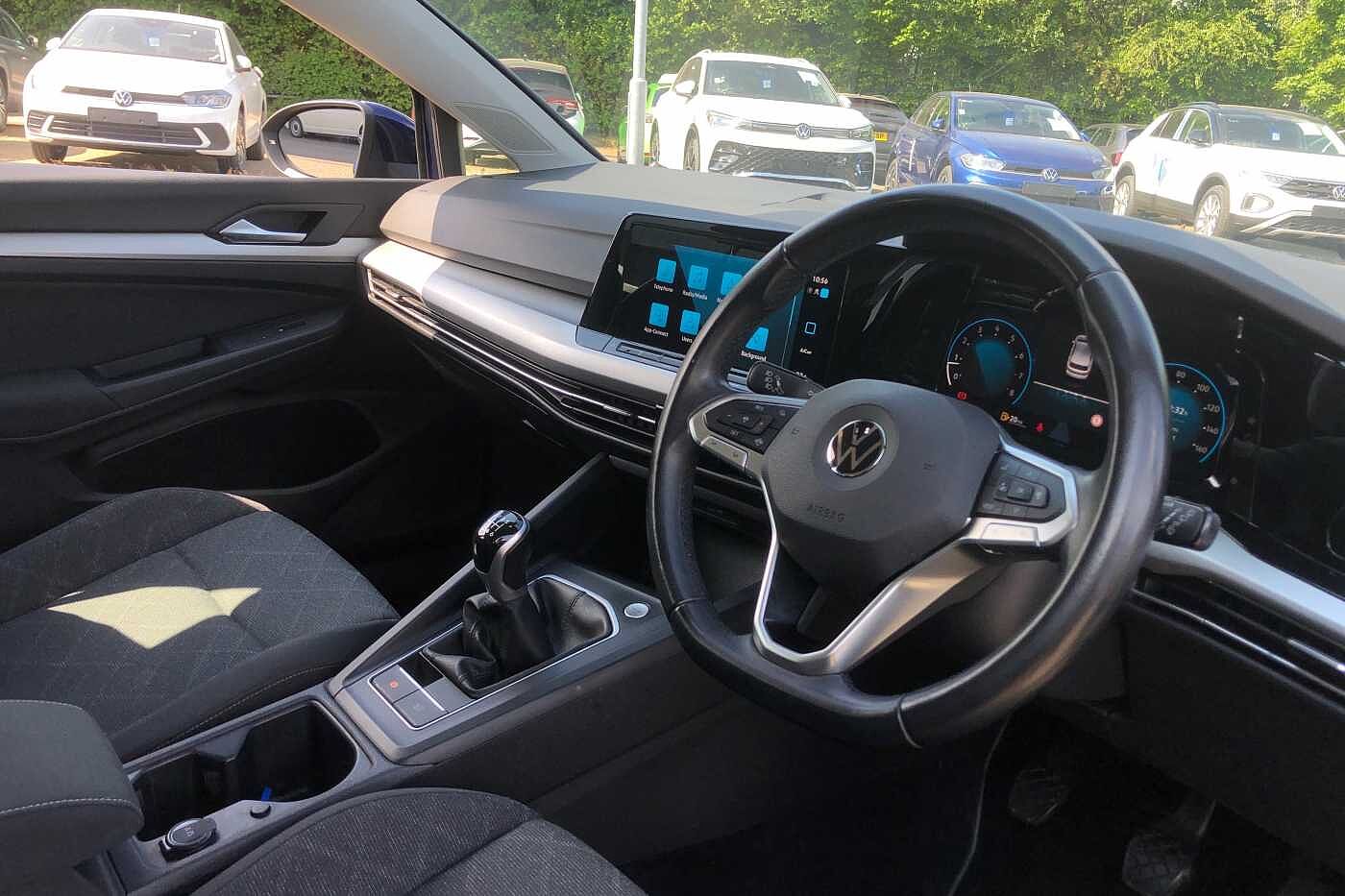 Volkswagen Golf 1.5 TSI Life 5dr