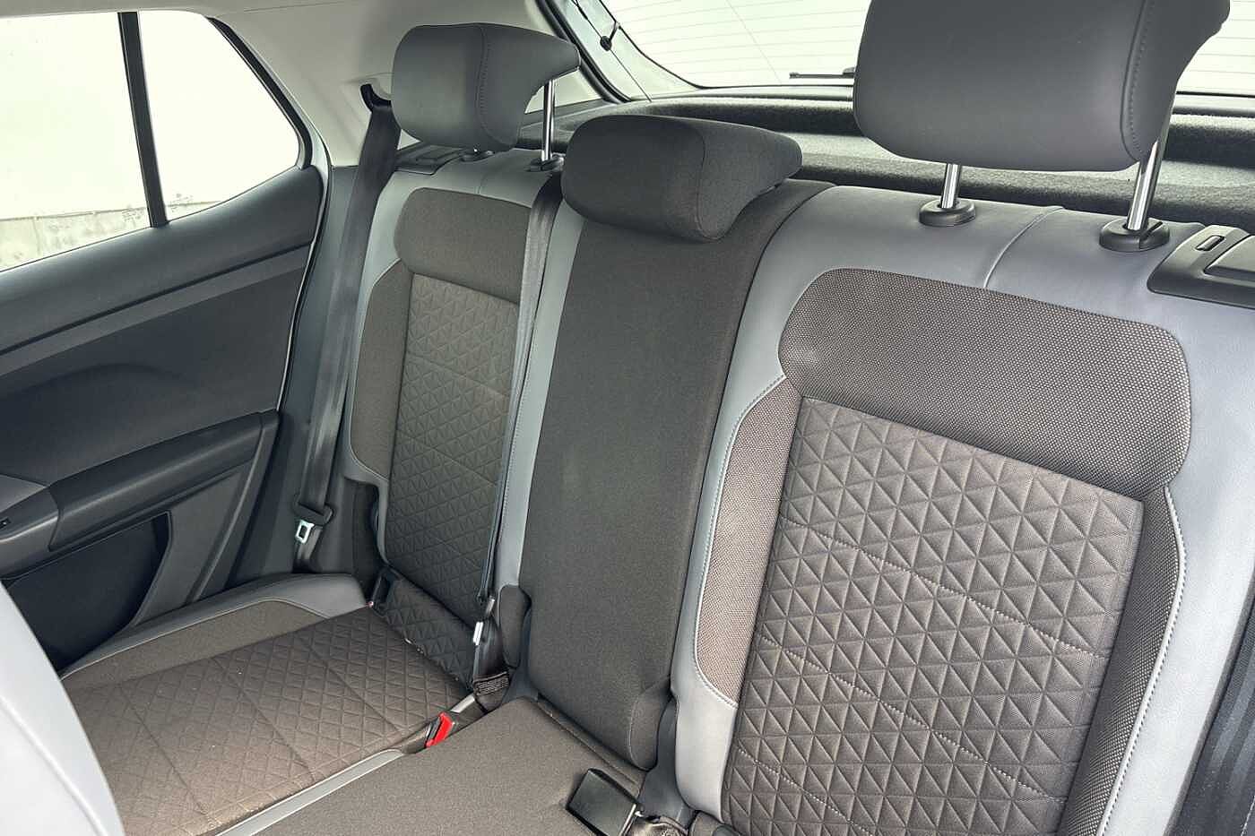 Volkswagen T-Cross 1.0 TSI (115ps) SEL DSG Hatchback