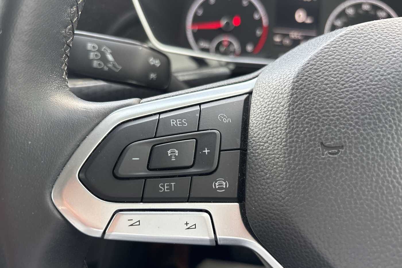 Volkswagen T-Cross 1.0 TSI (115ps) SEL DSG Hatchback