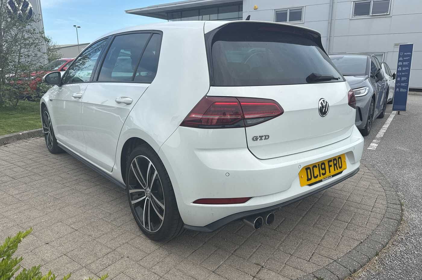 Volkswagen Golf 2.0 TDI GTD Blueline 184PS DSG 5Dr