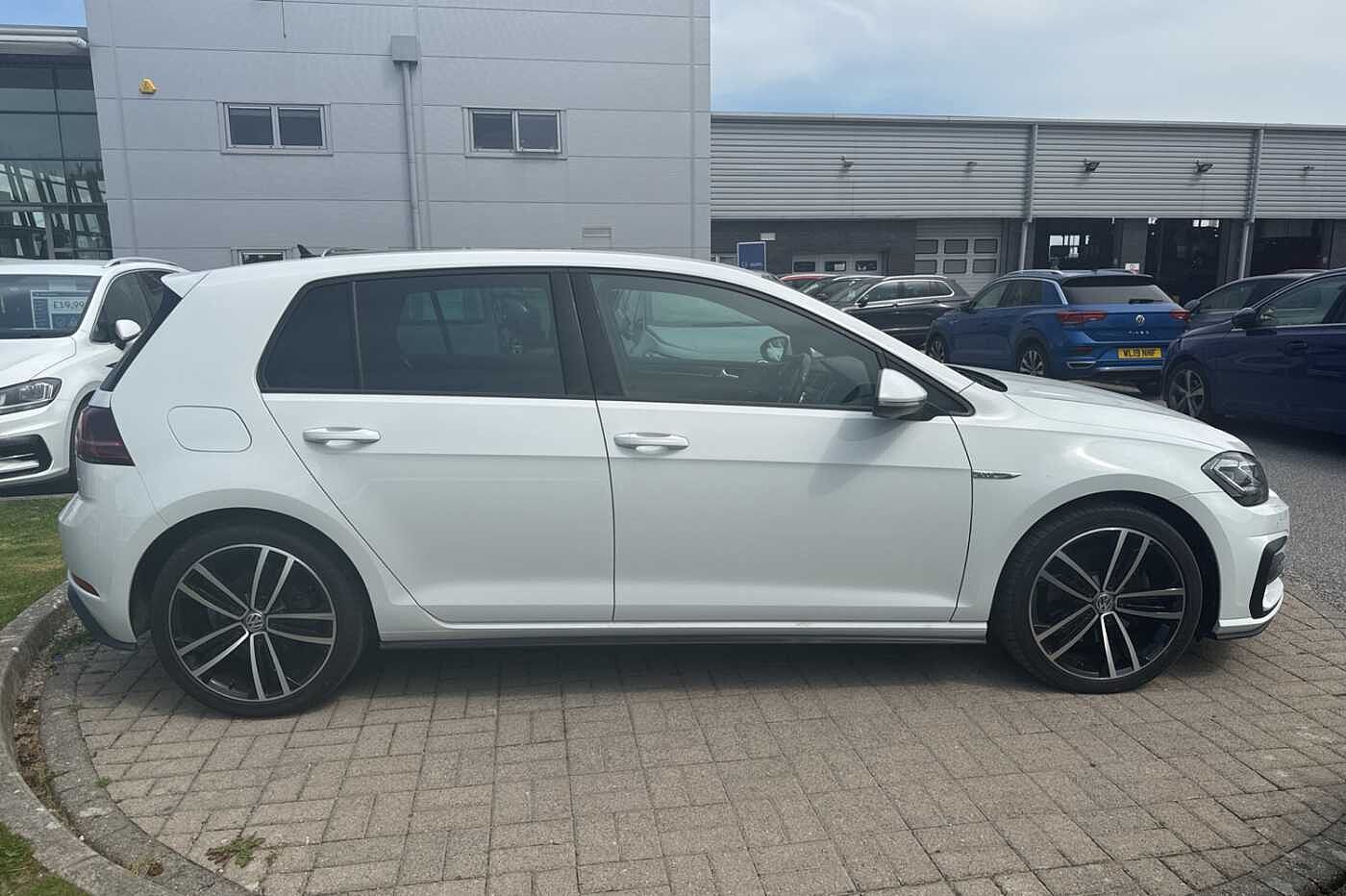 Volkswagen Golf 2.0 TDI GTD Blueline 184PS DSG 5Dr