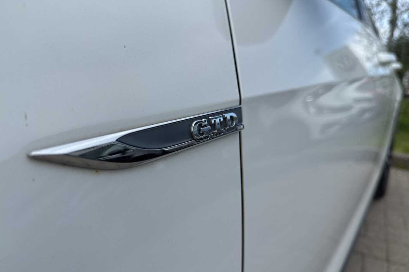 Volkswagen Golf 2.0 TDI GTD Blueline 184PS DSG 5Dr